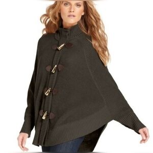 Michael Kors Designer Knit Poncho/Cape with Sleeves Dolman size Medium​​​​